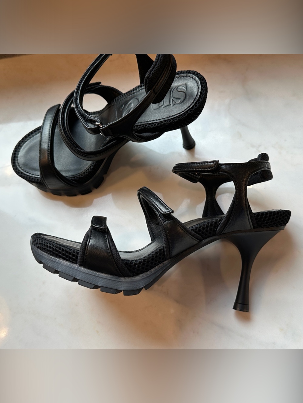 Women's Black Sneex "Charlie" sandals, Size 6! - Picture 6 of 15